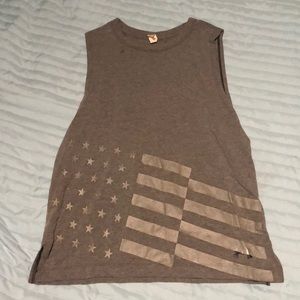 women’s athletic muscle tee